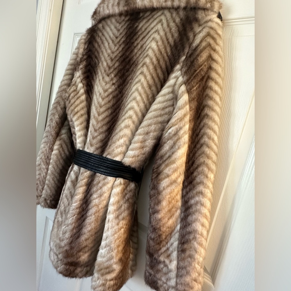 Guess Faux Fur Belted Jacket - Brown and Black - Picture 8 of 12